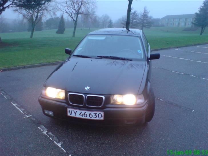 BMW 325 TDS Touring** Solgt** billede 2