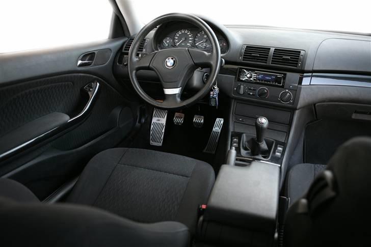 BMW 323ci E46 Coupe *SOLGT* - Stilren kabine, bedre komfort findes ikke til pengene. billede 6