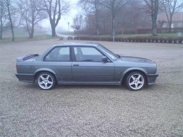 BMW 325i e30 (solgt) billede 3
