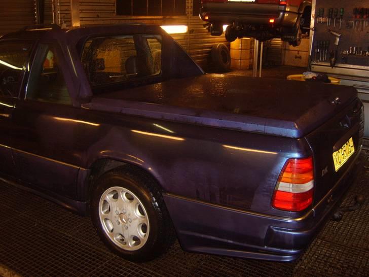 Mercedes Benz 300te 124w Pick-up SOLGT billede 10