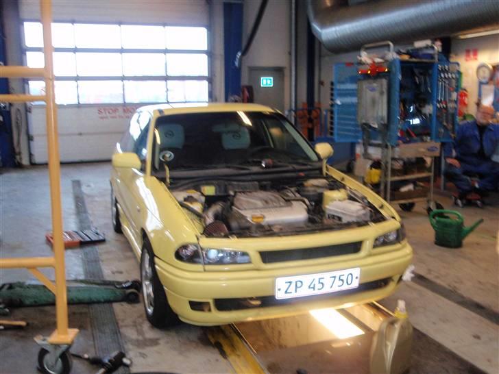 Opel astra 1,6 16v solgt - fra vi næsten er fædig med og skifte motor  billede 15