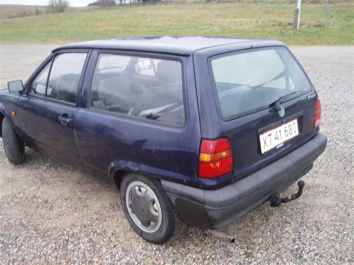 VW Polo  * SOLGT* - "røven " på bilen... billede 5