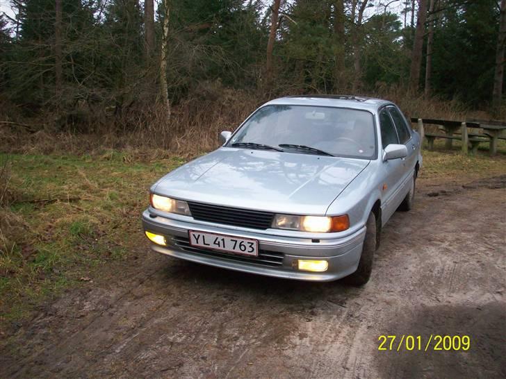 Mitsubishi galant.. kørt til op hug billede 1