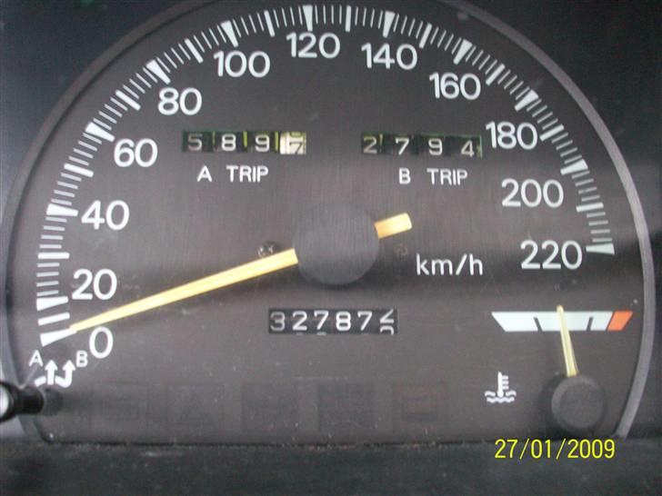 Mitsubishi galant.. kørt til op hug - dejlige store tal....  billede 5