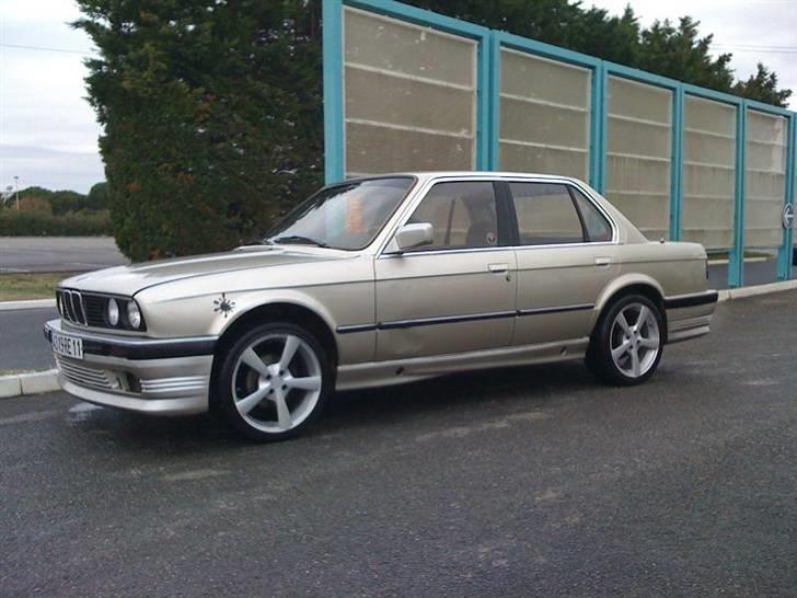BMW 320i E30 *byttet* billede 1