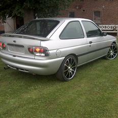 Ford Escort 1.8 16v SOLGT