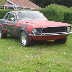 Ford Mustang Hardtop