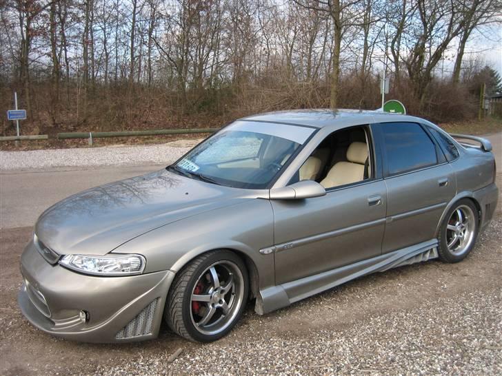 Opel vectra b cdx (solgt) billede 8