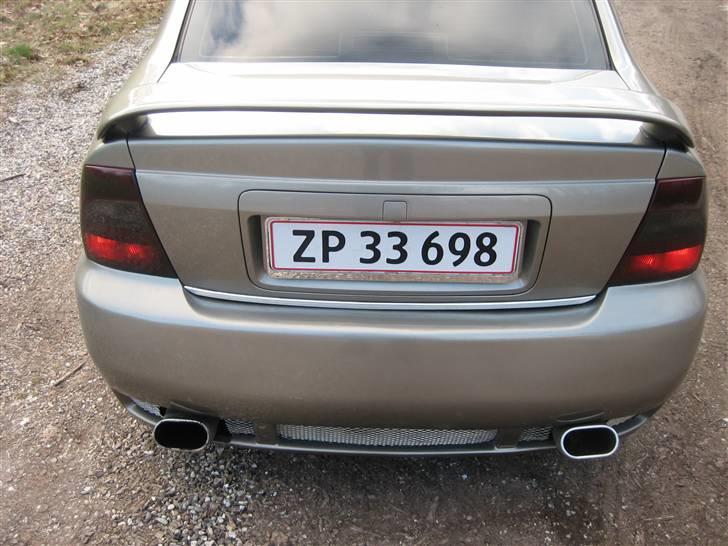 Opel vectra b cdx (solgt) billede 9