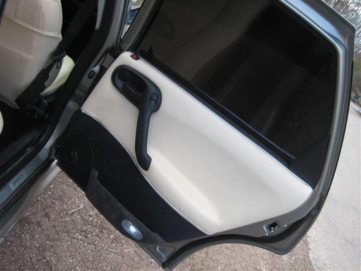 Opel vectra b cdx (solgt) billede 10