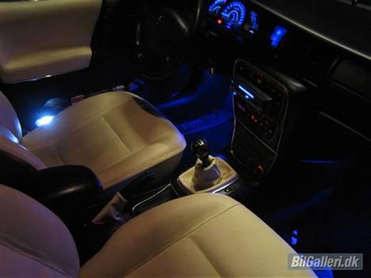 Opel vectra b cdx (solgt) billede 16