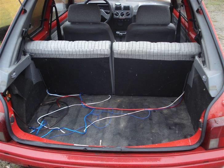 Peugeot 205 xl byttet billede 9