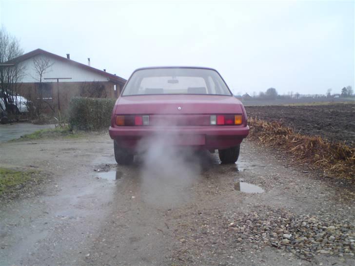 Opel ascona b solgt billede 5