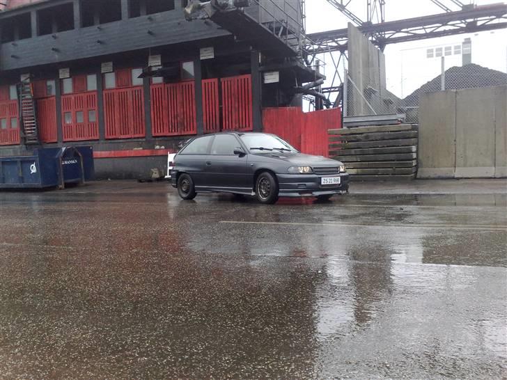 Opel Astra F 2.0 8v   SOLGT billede 2