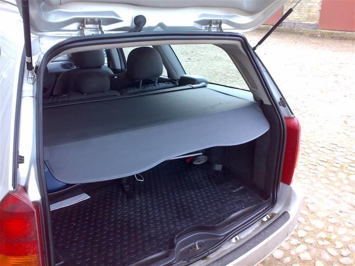 Ford focus st.car SOLGT billede 9