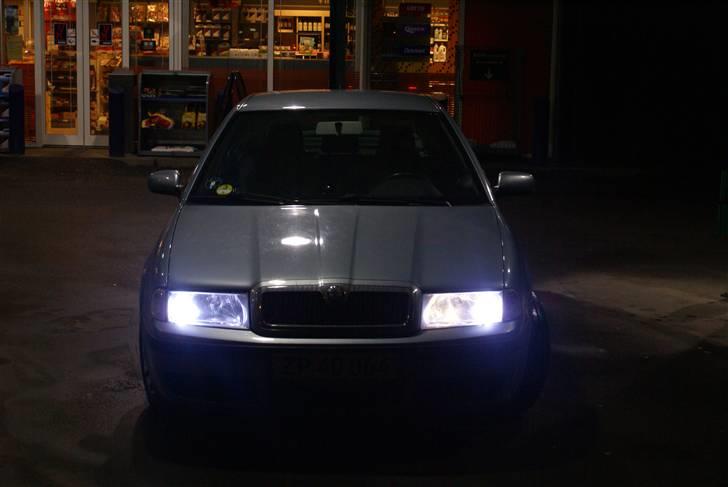 Skoda Octavia - xenon 8000k i tåglygteren billede 12