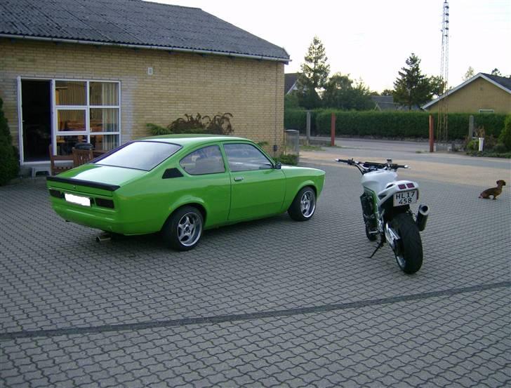 Opel kadett c coupe billede 9