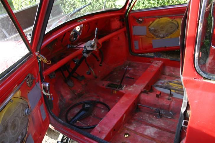 Austin-Morris Mascot  - Al indmad taget ud, skal igang med rustarbejde... billede 8