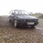 BMW E30 325i touring SOLGT