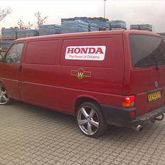 VW Transporter TDI solgt