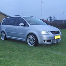 VW touran 2.0 tdi dsg solgt
