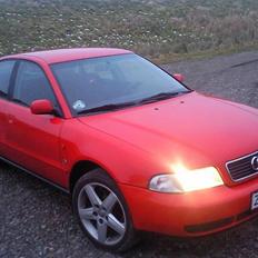 Audi A4 (SOLGT)