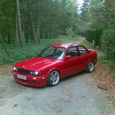 BMW 325 i Mtec II (soglt)