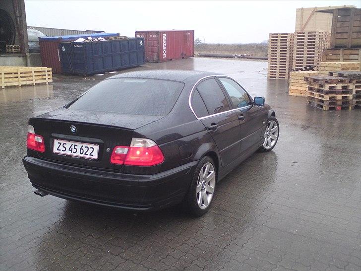 BMW e46 ~ 320i Sedan (ShadowLine) billede 16