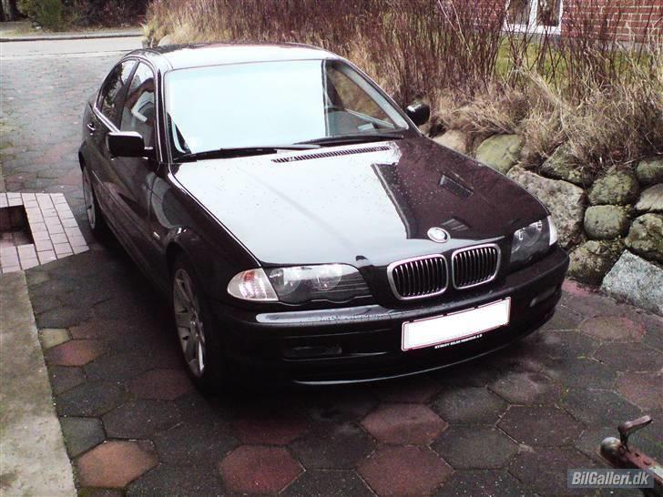 BMW e46 ~ 320i Sedan (ShadowLine) -  (photoshop) billede 17
