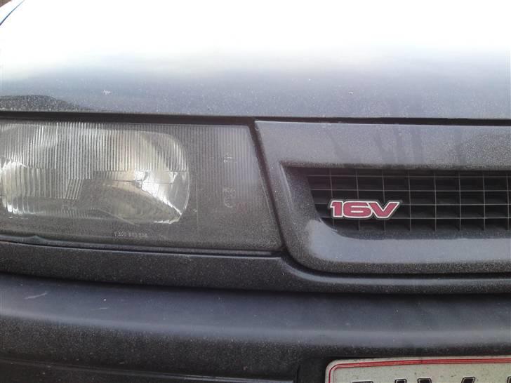 Opel Vectra 2000 ¤The beast¤ - Frækt med 16v mærket i grillen. billede 10