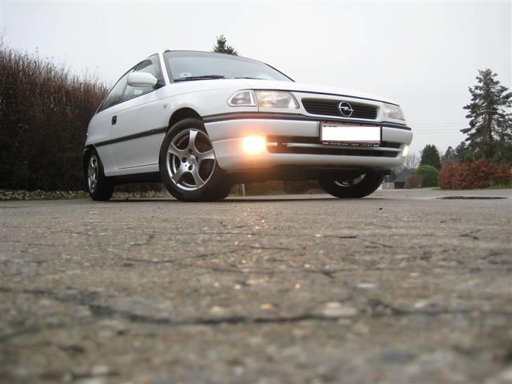 Opel Astra 1.6 16v Sport (død) billede 3