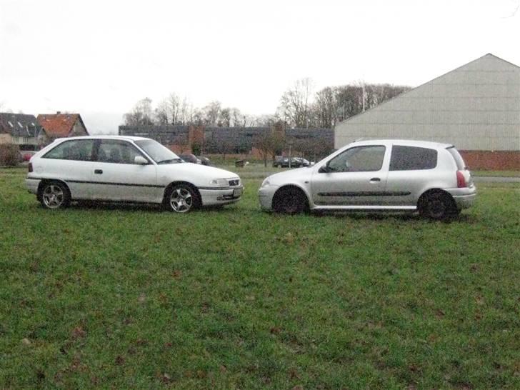 Opel Astra 1.6 16v Sport (død) billede 9