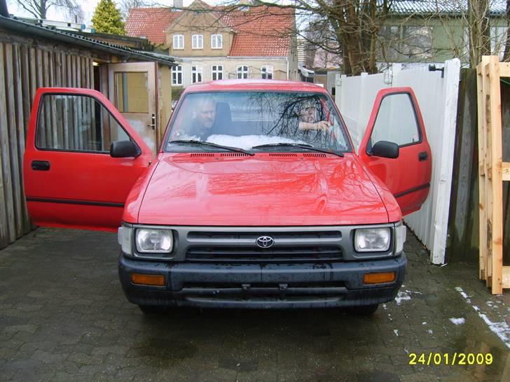 Toyota hilux x cab billede 2
