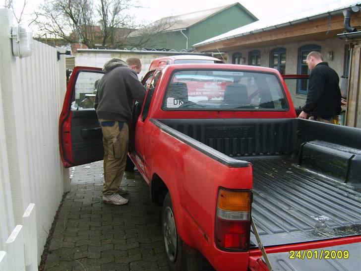 Toyota hilux x cab billede 4