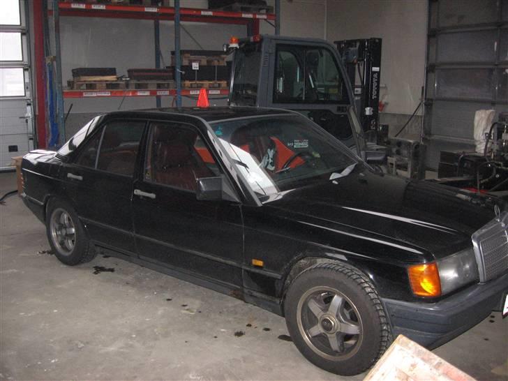 Mercedes Benz 190 E 2.6 12v billede 2