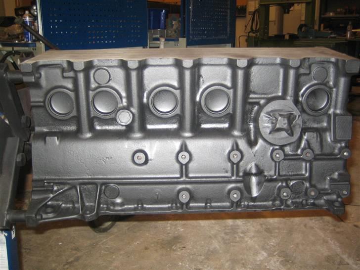 BMW 320i - nymalet motorblok  billede 5