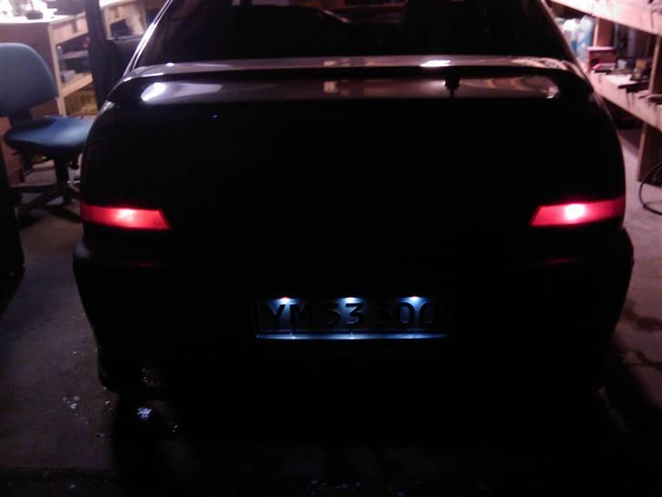 Honda Civic 1,6i VTEC SR SOLGT billede 5