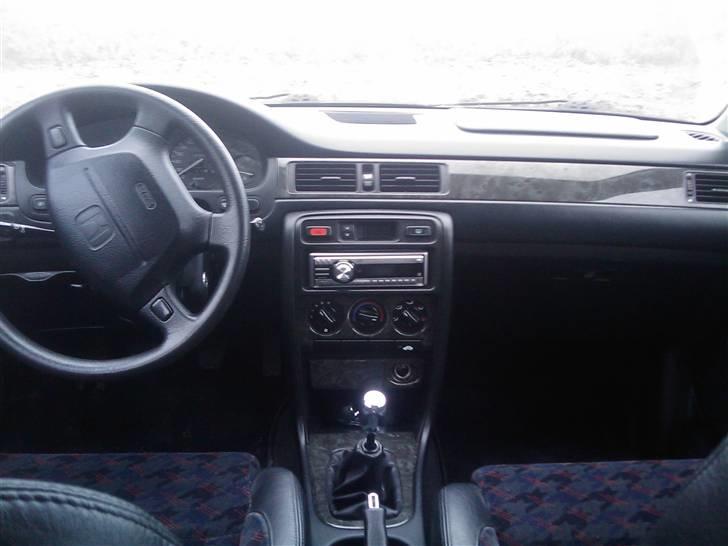 Honda Civic 1,6i VTEC SR SOLGT billede 9