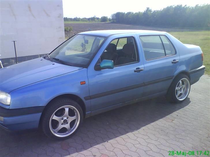 VW Vento 1,9 turbo D. Skrot billede 1