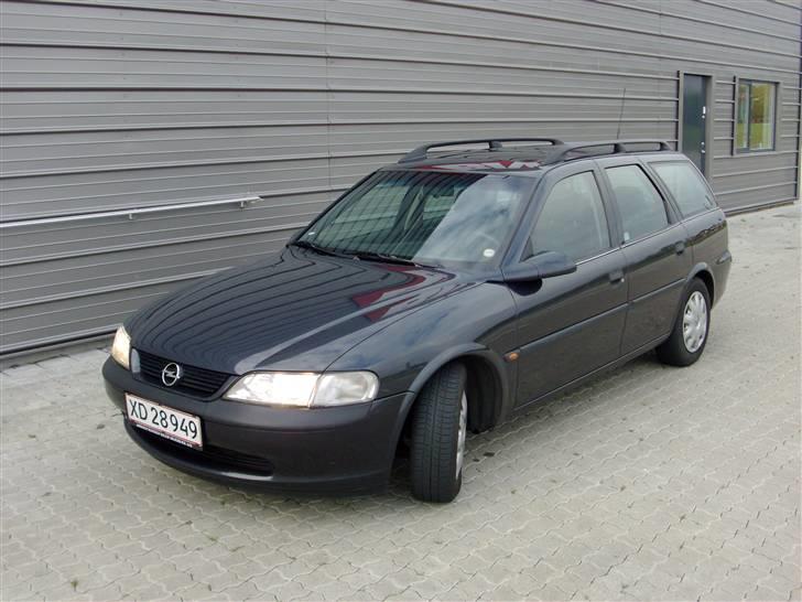 Opel Vectra *SOLGT* billede 1