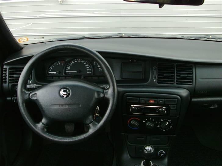 Opel Vectra *SOLGT* billede 6