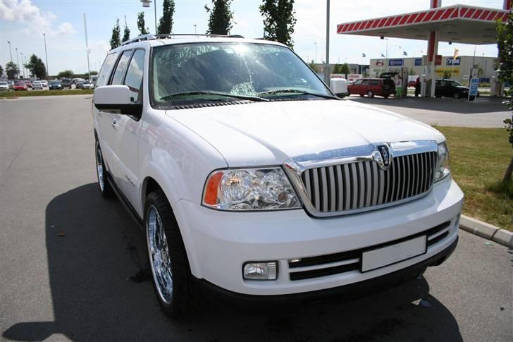 Lincoln Navigator V8 305hk SUV billede 1