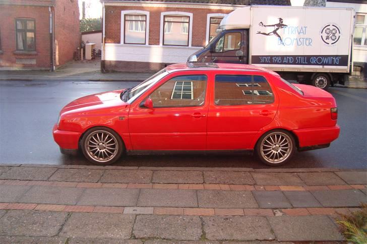 VW Vento TDI GL SOLGT billede 3