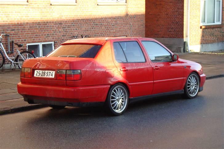 VW Vento TDI GL SOLGT billede 5