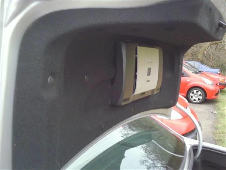 Peugeot 406 XS4 - Mit anlæg Projekt Håber i kan lide det..... :) billede 7