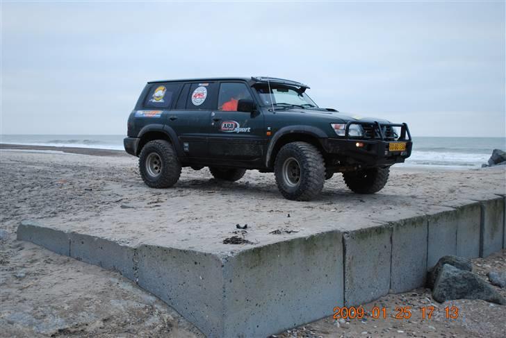 Nissan Patrol Y61Artic *Solgt* billede 8