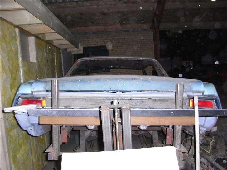 Buick Skylark 4 door HT billede 2