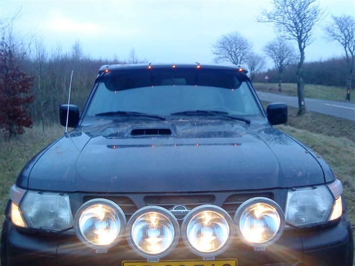 Nissan patrol y61 SOLGT billede 7