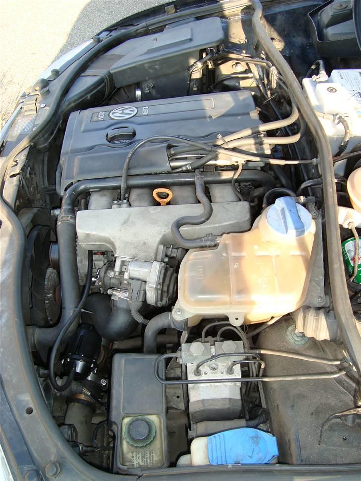 VW passat 1.8 Turbo -SOLGT- billede 8