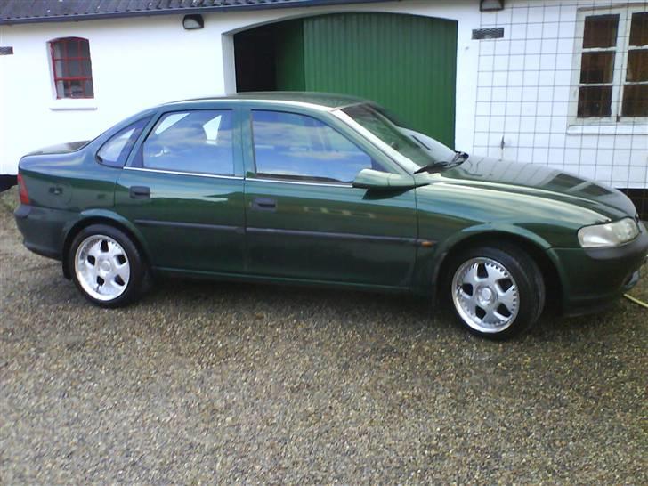 Opel vectra b 1,8 solgt billede 2